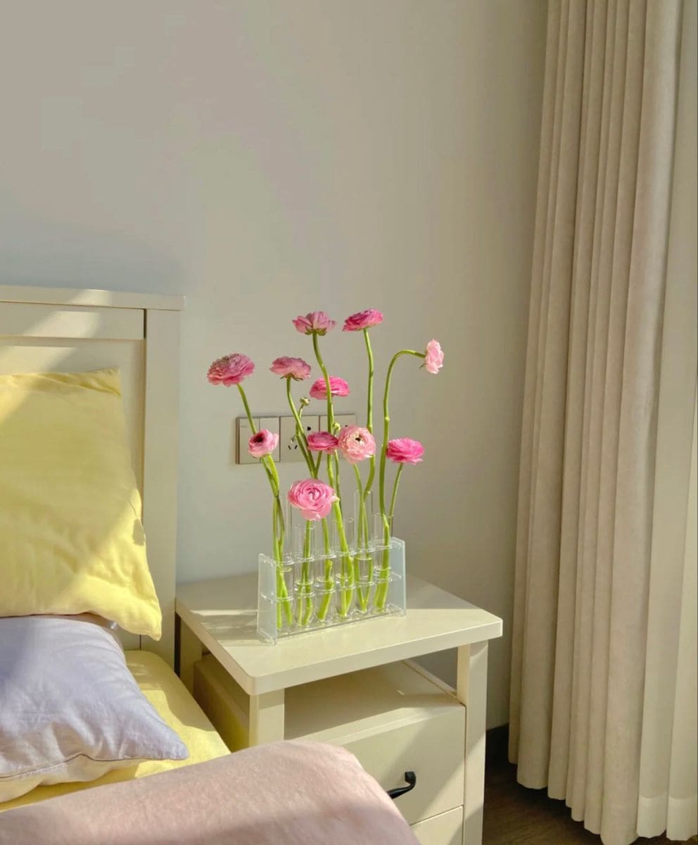 Minimalist Bedside Bloom Arrangement