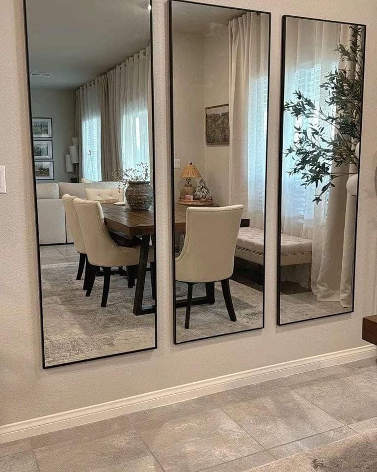 Minimalist Triple Mirror Accent