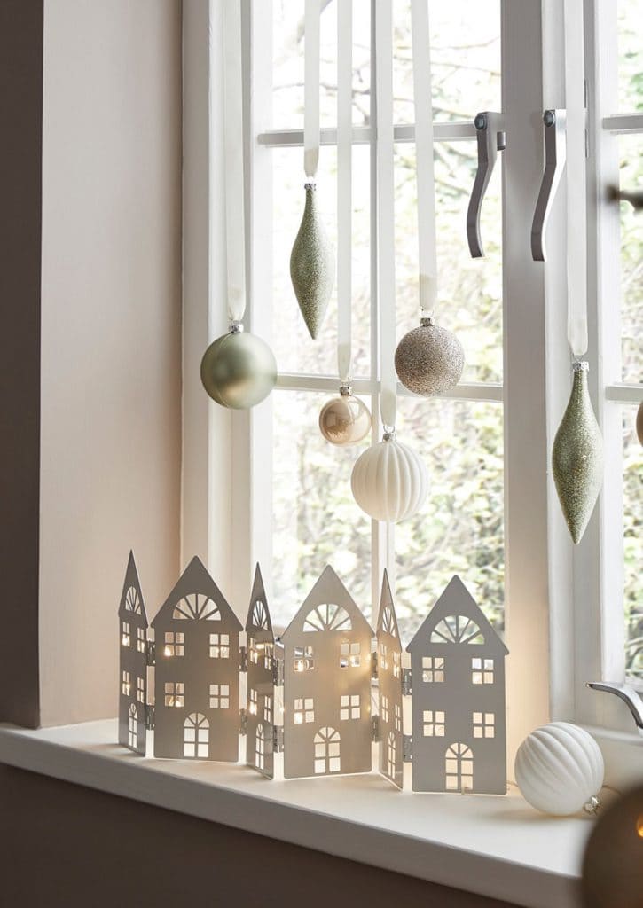 Scandinavian Window Village Glow
