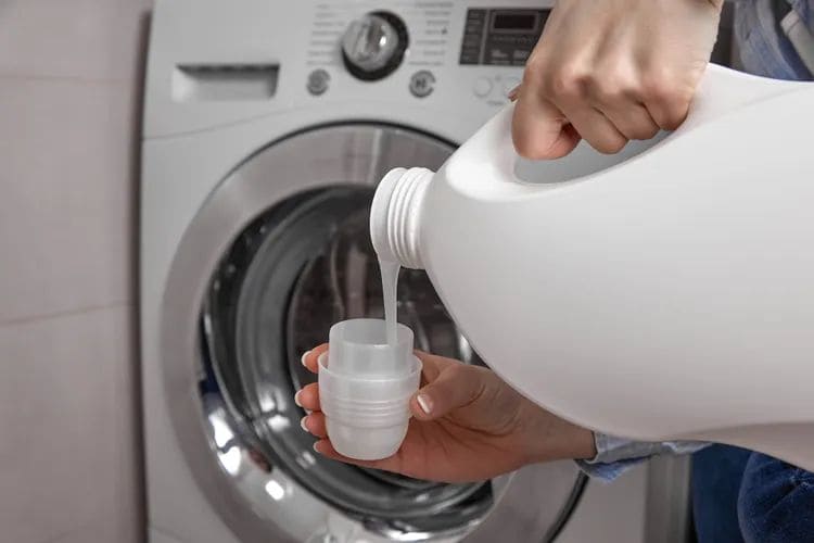 Switch to Eco-Friendly Laundry Detergent