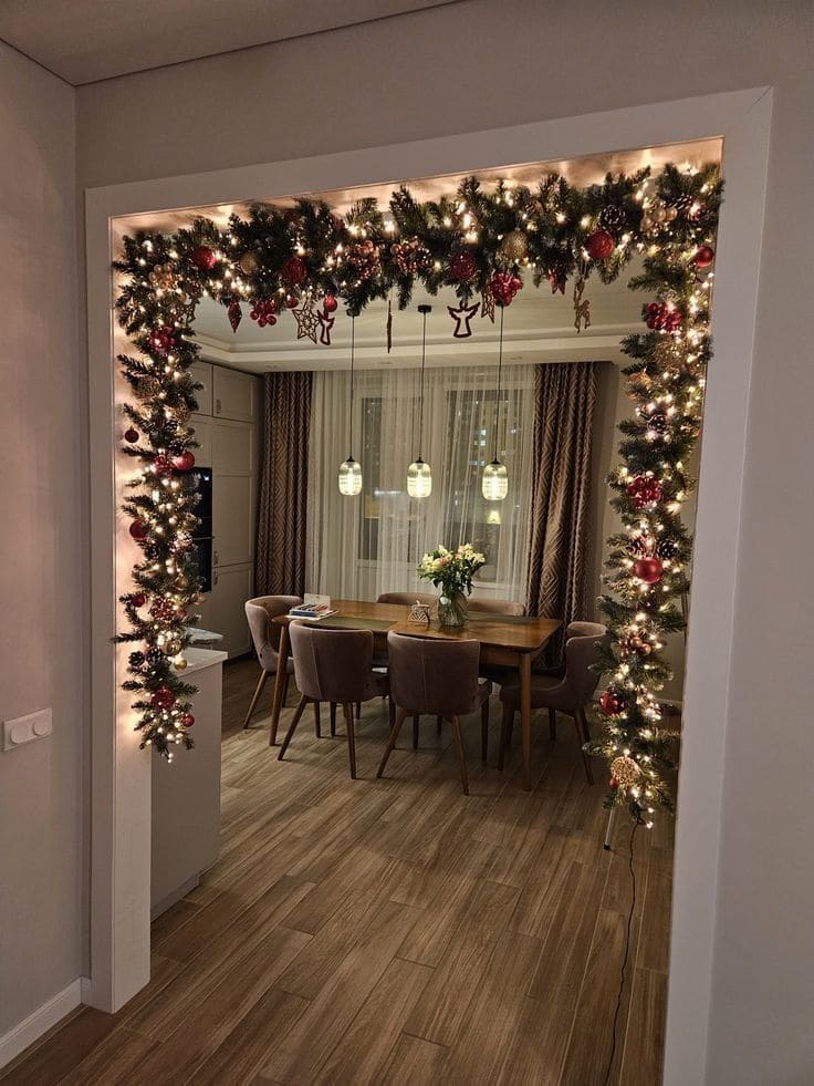 Twinkling Garland Archway Delight