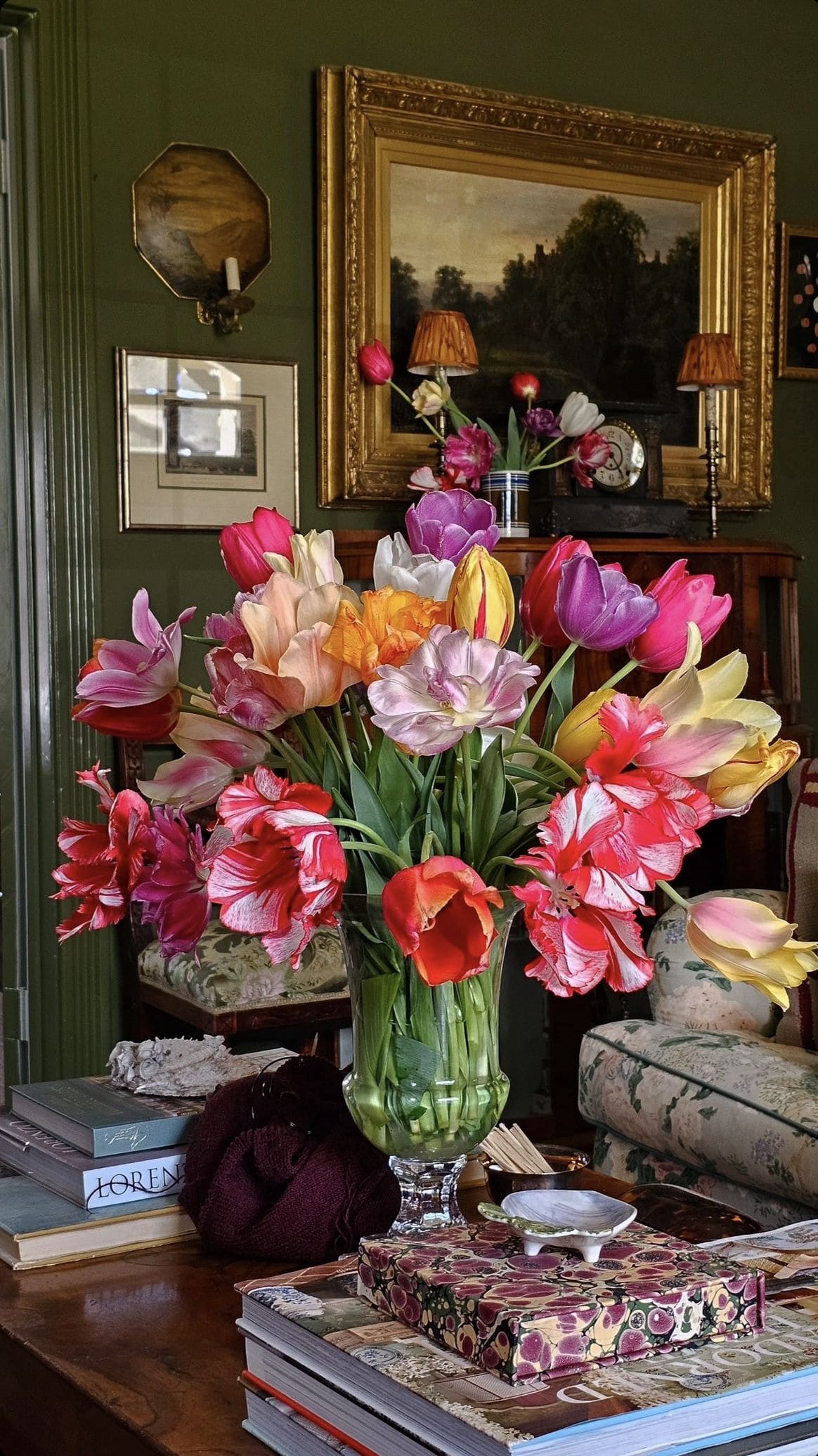 Vibrant Tulip Centerpiece Elegance