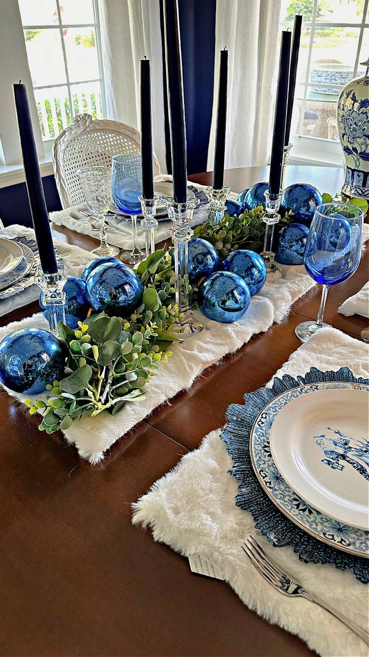 Modern Blue Glam Table Elegance