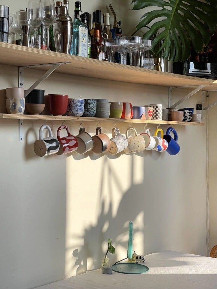 Morning Brew Mug Wall Shelf