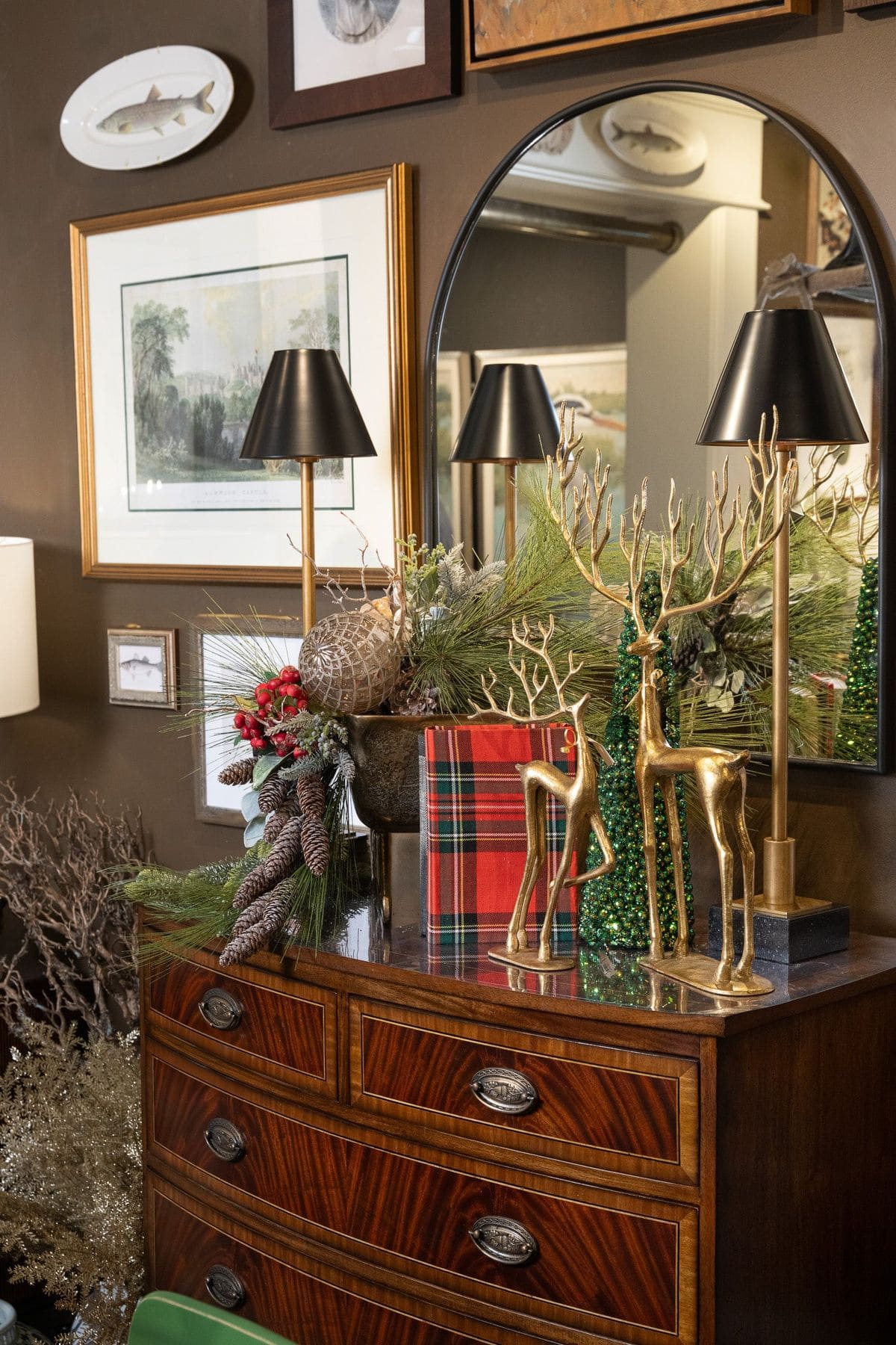 Vintage Elegance Christmas Console